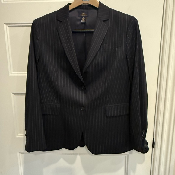Brooks Bothers 3 piece woman's suit Jacket pants and skirt is NWT